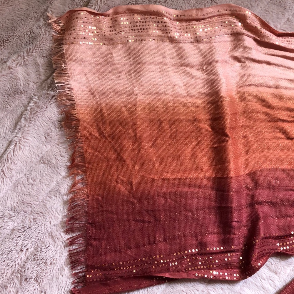 Scarf - Picture 2 of 3
